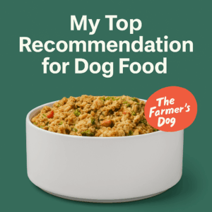 A comida de cachorro de cachorro do fazendeiro